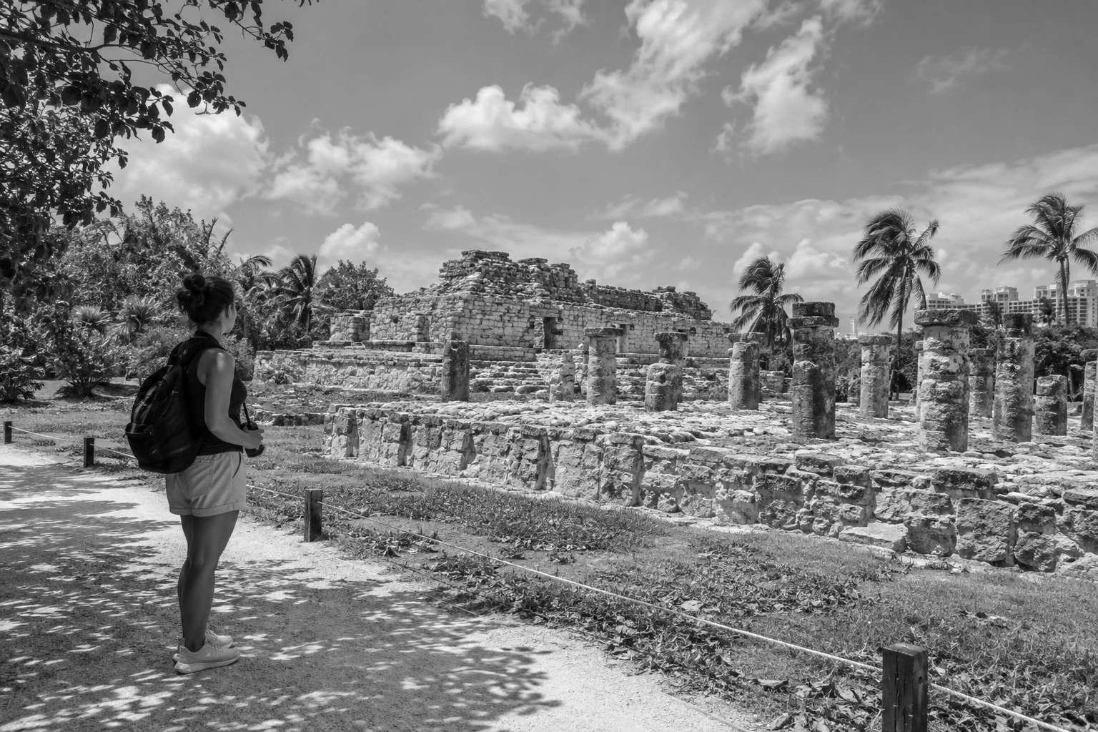 Illustrative El Rey on Film Experience preview for El Rey Archaeological Zone