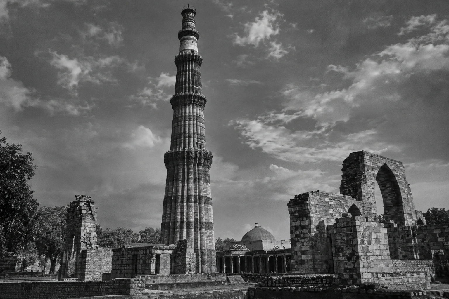 Illustrative Qutub Minar on Film Experience preview for Qutub Minar