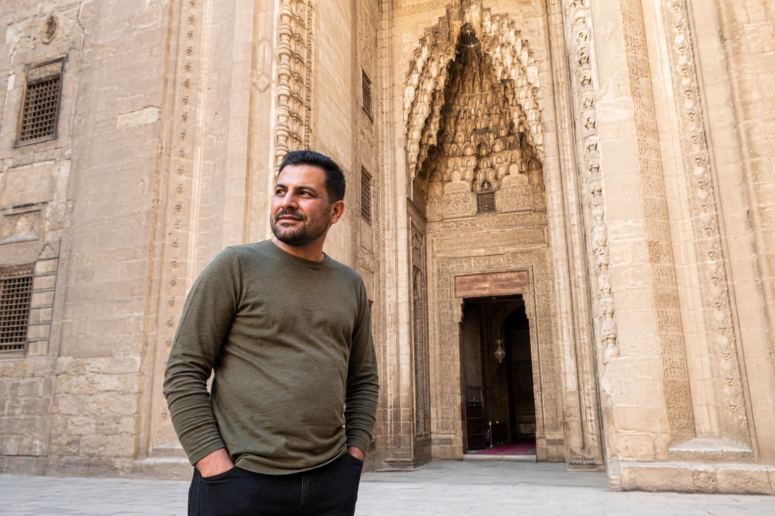 Illustrative Portal in Stone Experience preview for Sultan Hassan Mosque